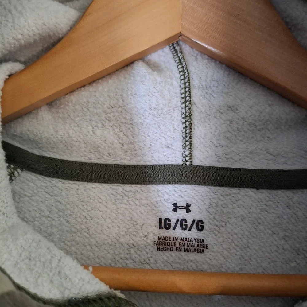 Under Armour Freedom USA Hoodie Men's Large Camo Geometric Pullover Sweatshirt